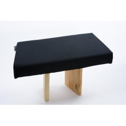 Banc de méditation noir