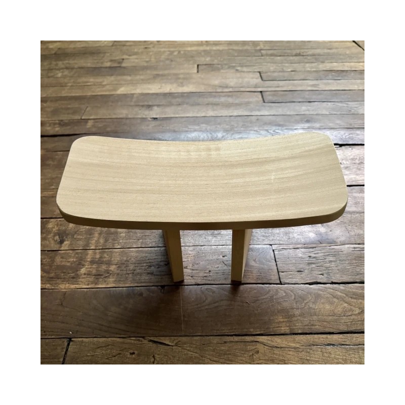 Banc de méditation incurvé en bois de pin massif