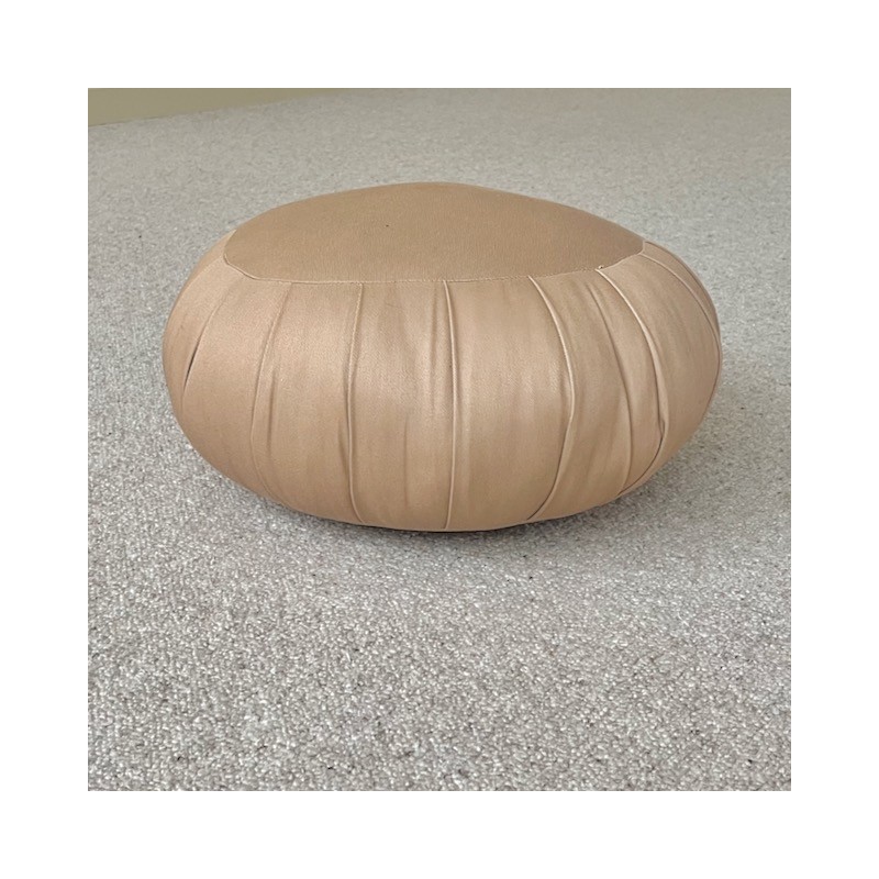 zafu, coussin de méditation traditionnel en couleur beige sable