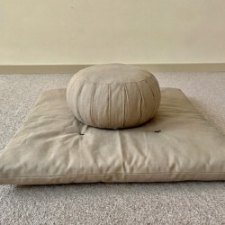 Zafuton et zafu ensemble pour la méditation